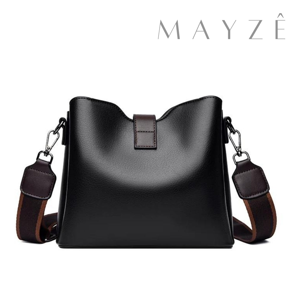 Loja Mayzê Oficial, Loja Mayzê, Mayzê, mayze, Loja de bolsas, bolsas, bolsa, bolsa lisa, Lisa, bolsa de couro, bolsa pro dia a dia, crossbody, tiracolo, bolsa em alta, bolsa na moda, bolsa tiktok, bolsa instagram, bolsa em conta, bolsa em promoção, frete grátis, bolsa em promoção, bolsa com divisorias, bolsa bonita, bolsa pratica, bolsa Marrom, bolsa preta, bolsa diferente, bolsa elegante, bolsa chique, bolsa chic, bolsa bonita