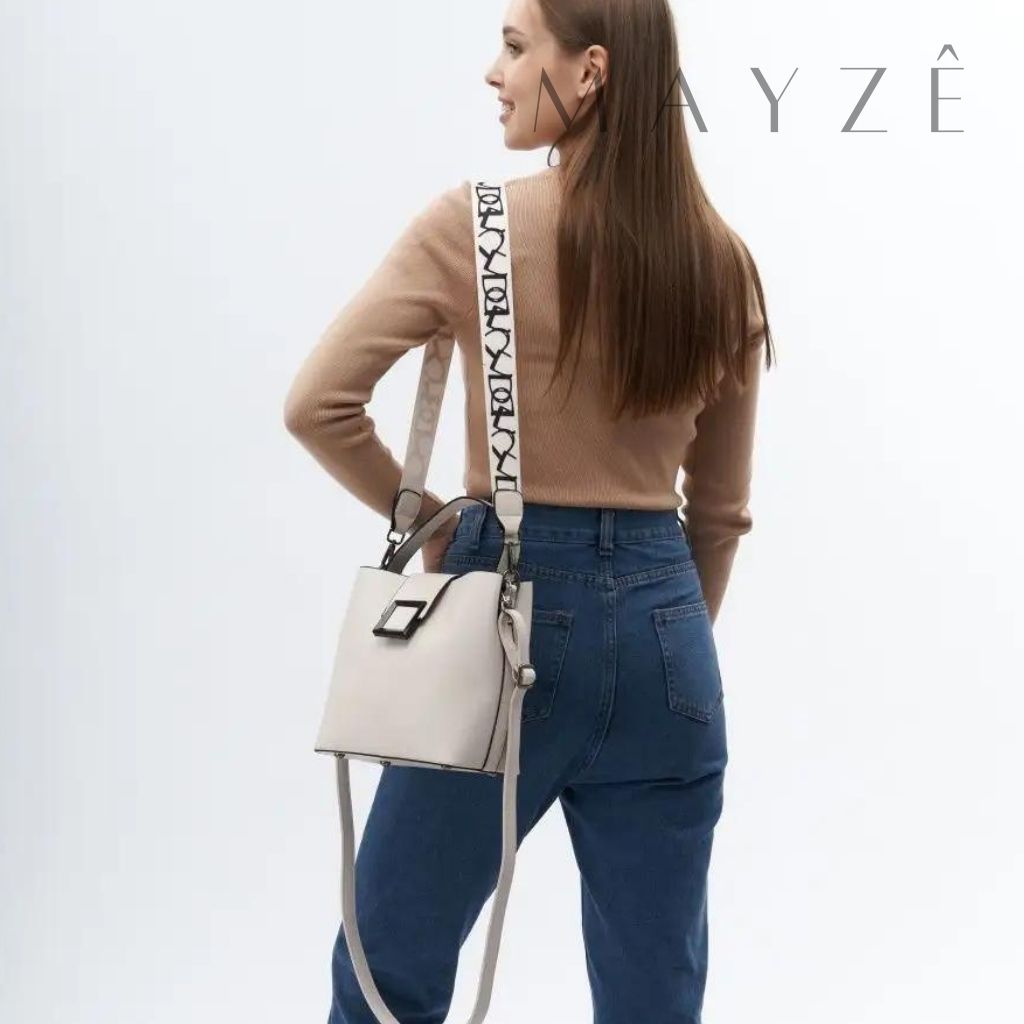 Bolsa Léia Fall, leia fall, léia de outono, bolsa léia da mayzê, bolsa léia fall, bolsa léia novidade, Loja Mayzê, mayzê, mayze, bolsa média, bolsa de mão, bolsa de ombro, bolsa crossbody, bolsa barata, bolsa em promoção, loja de bolsas, bolsa com frete grátis, bolsa em conta, bolsa pro dia a dia, bolsa bonita