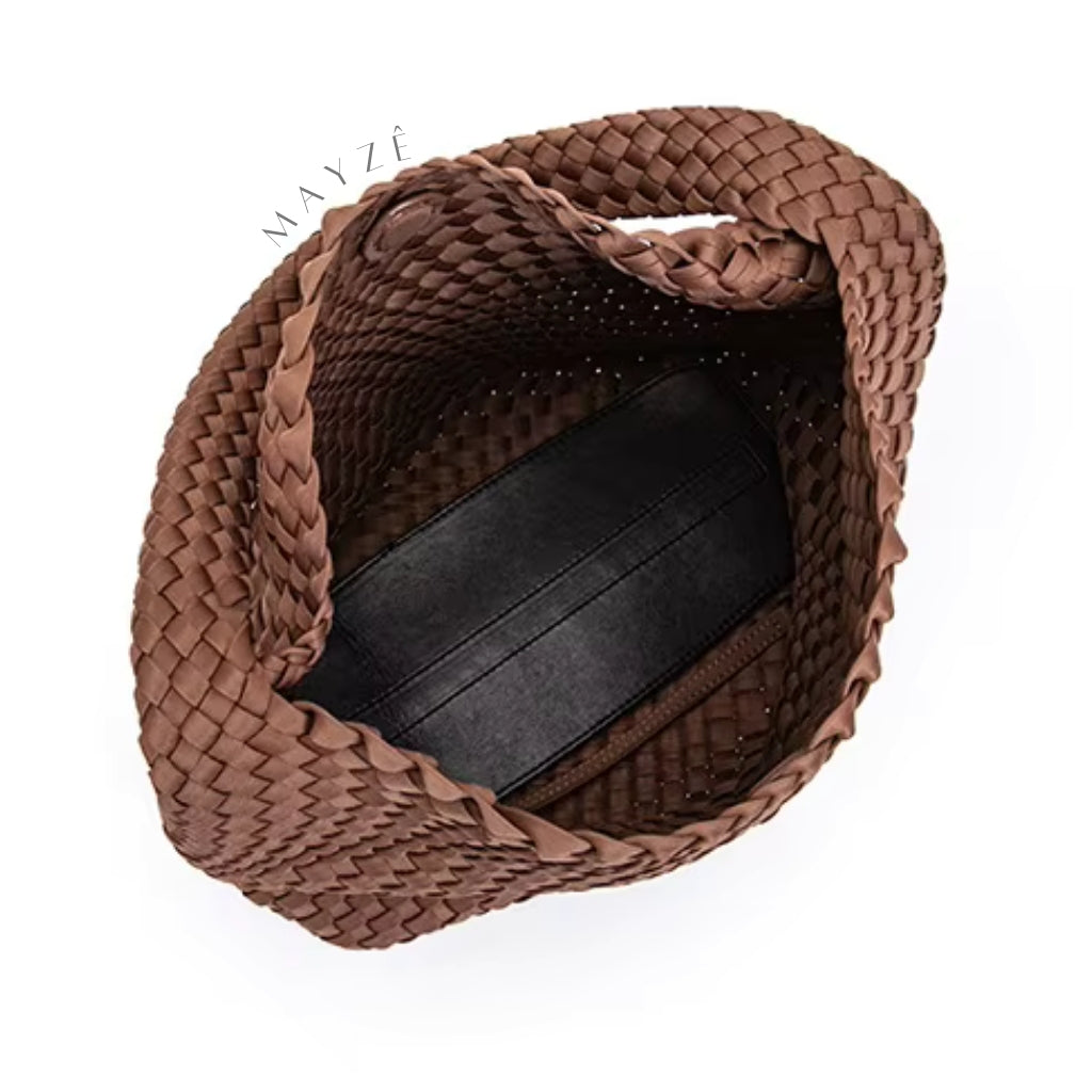 Loja Mayzê, Bolsa Grande Tressê Ingrid, bolsa grande, bolsa de ombro, bolsa trançada, bolsa da moda, bolsa do tiktok, bolsa elegante, bolsa bottega veneta, bolsa em promoção, bolsa de luxo, bolsa em alta, bolsa erika. lojamayze.com, lojamayze.com.br