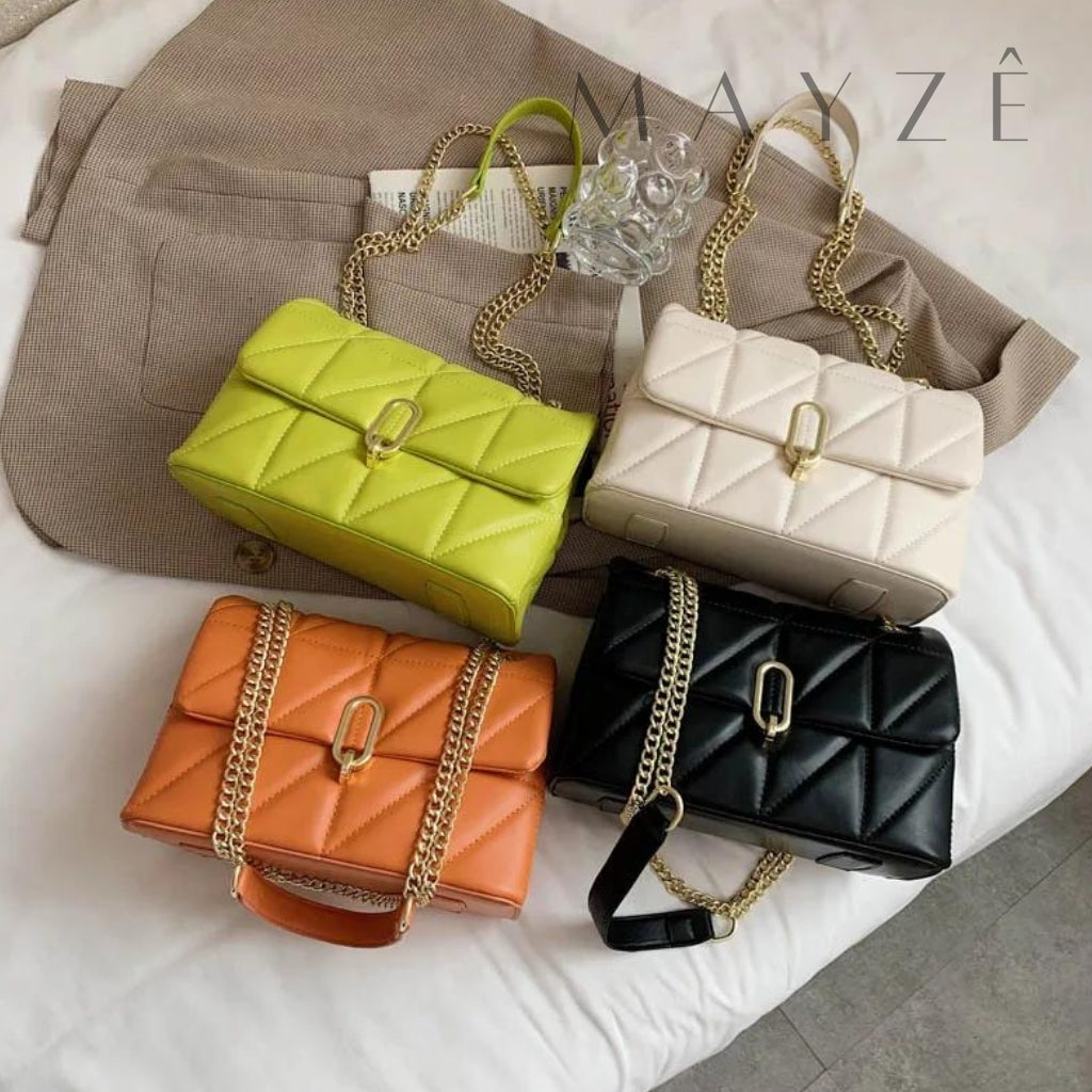 Bolsa Média Matelassê Isadora, Loja Mayzê Oficial, Loja Mayzê, Mayzê, mayze, Loja de bolsas, bolsas, bolsa, bolsa Isadora, Isadora, bolsa de couro, bolsa pro dia a dia, bolsa de ombro, tiracolo, bolsa em alta, bolsa na moda, bolsa tiktok, bolsa instagram, bolsa em conta, bolsa em promoção, frete grátis, bolsa em promoção, bolsa com divisorias, bolsa grande, bolsa pratica, bolsa bege, bolsa preta, bolsa diferente, bolsa elegante, bolsa chique, bolsa chic, bolsa bonita