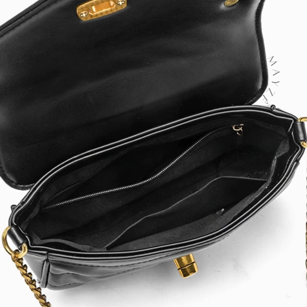 Bolsa Matelassê Tiracolo Flávia, Loja Mayzê, Bolsa Flávia, bolsa bonita, bolsa da moda, bolsa do dia a dia, bolsa de grife, bolsa com bolsinha, bolsa na promoção, loja mayze, lojamayze.com.br, lojamayze.com