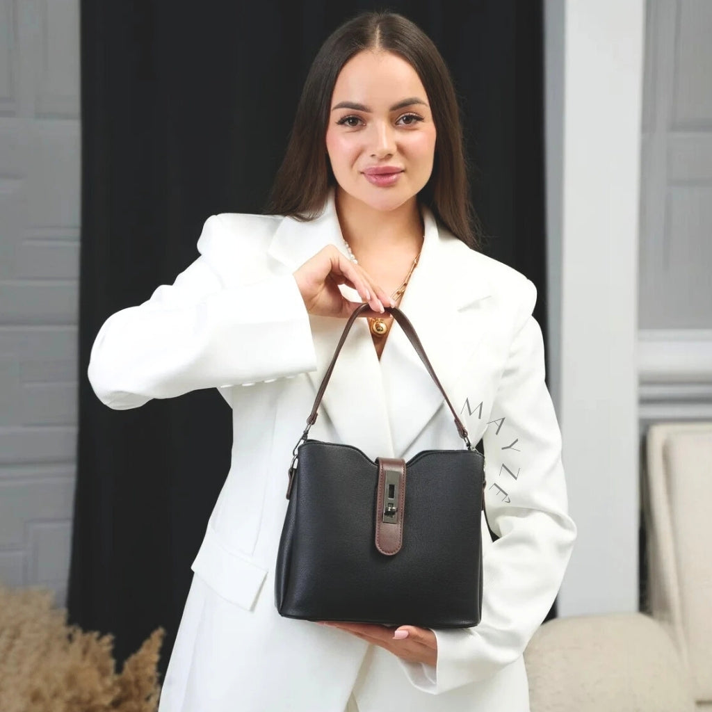 Bolsa Bucket Média Lana, Loja Mayzê Oficial, Loja Mayzê, Mayzê, mayze, Loja de bolsas, bolsas, bolsa, bolsa lisa, Lisa, bolsa de couro, bolsa pro dia a dia, crossbody, tiracolo, bolsa em alta, bolsa na moda, bolsa tiktok, bolsa instagram, bolsa em conta, bolsa em promoção, frete grátis, bolsa em promoção, bolsa com divisorias, bolsa bonita, bolsa pratica, bolsa Marrom, bolsa preta, bolsa diferente, bolsa elegante, bolsa chique, bolsa chic, bolsa bonita, lojamayze.com, lojamayze.com.br