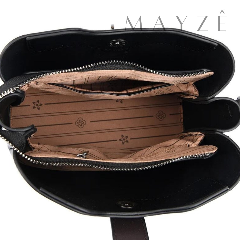 Loja Mayzê Oficial, Loja Mayzê, Mayzê, mayze, Loja de bolsas, bolsas, bolsa, bolsa lisa, Lisa, bolsa de couro, bolsa pro dia a dia, crossbody, tiracolo, bolsa em alta, bolsa na moda, bolsa tiktok, bolsa instagram, bolsa em conta, bolsa em promoção, frete grátis, bolsa em promoção, bolsa com divisorias, bolsa bonita, bolsa pratica, bolsa Marrom, bolsa preta, bolsa diferente, bolsa elegante, bolsa chique, bolsa chic, bolsa bonita