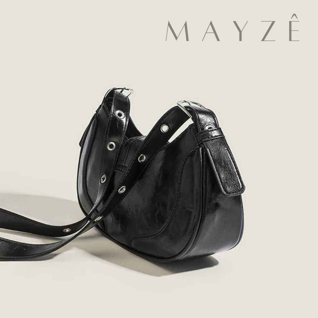 Bolsa Simone,Simone, bolsa, Loja Mayzê Oficial, Loja Mayzê, Loja de bolsa, loja bolsa, Mayzê mayze, bolsa hobo, hobo, bolsa preteada, bolsa de ombro, bolsa de mão, bolsa de festa, bolsa barata, bolsa em conta, bolsa com frete grátis, bolsa brilhante, bolsa de luxo, bolsa média