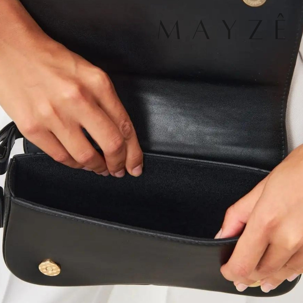 Loja Mayzê, Bolsa Manuela, bolsa da moda, bolsa de grife, bolsa em alta, bolsa de luxo, bolsa feminina, bolsa tentencia, bolsa em promoção, loja mayze, bolsa em promoção, bolsa de luxo, bolsa assimétrica, bolsa linda, bolsa jwpei