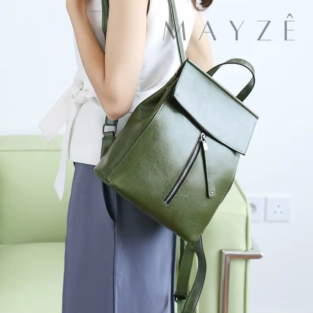 Bolsa Couro Legítimo Acadêmica Iris, Loja Mayzê Oficial, Mayzê, loja mayze, mochila de escola, mochila de couro, bolsa de couro, mochila para faculdade, mochila para escola, bolsa feminina, bolsa tiracolo, bolsa média, bolsa em alta, bolsa para faculdade, lojamayze.com.br, lojamayze.com