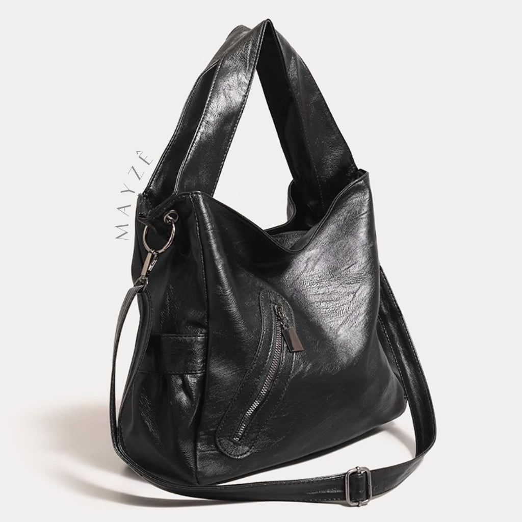 Bolsa Grande Tote Alternativa Lucy, Loja Mayzê Oficial, Loja Mayzê, Mayzê, mayze, Loja de bolsas, bolsas, bolsa, bolsa Lucy, Lucy, bolsa de couro, bolsa pro dia a dia, bolsa de ombro, tiracolo, bolsa em alta, bolsa na moda, bolsa tiktok, bolsa instagram, bolsa em conta, bolsa em promoção, frete grátis, bolsa em promoção, bolsa com divisorias, bolsa grande, bolsa pratica, bolsa Marrom, bolsa Colorida, bolsa diferente, bolsa elegante, bolsa chique, bolsa chic, bolsa bonita, lojamayze.com.br, lojamayze.com