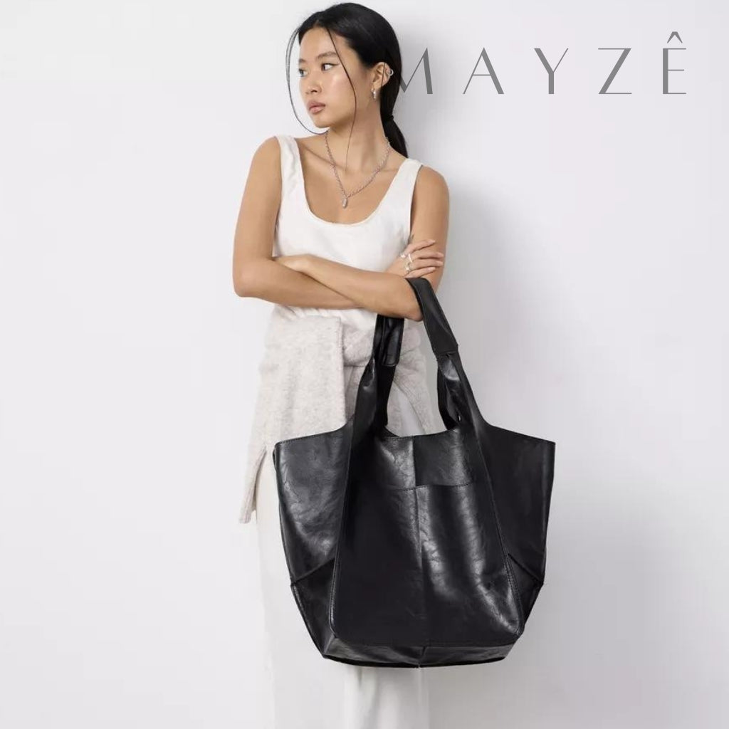 Loja Mayzê Oficial, Loja Mayzê, Mayzê, mayze, maize, loja maize, Loja de bolsas, bolsas, bolsa, bolsa gardênia, gardênia, bolsa de couro, bolsa pro dia a dia, maxi bag, bolsa de ombro, bolsa em alta, bolsa na moda, bolsa tiktok, bolsa instagram, bolsa em conta, bolsa em promoção, frete grátis, bolsa em promoção, bolsa com divisorias, bolsa grande, bolsa pratica, bolsa diferente, bolsa elegante, bolsa chique, bolsa chic, bolsa bonita, bolsa feminina, bolsa de mulher, bolsa para mulher, bolsa coringa