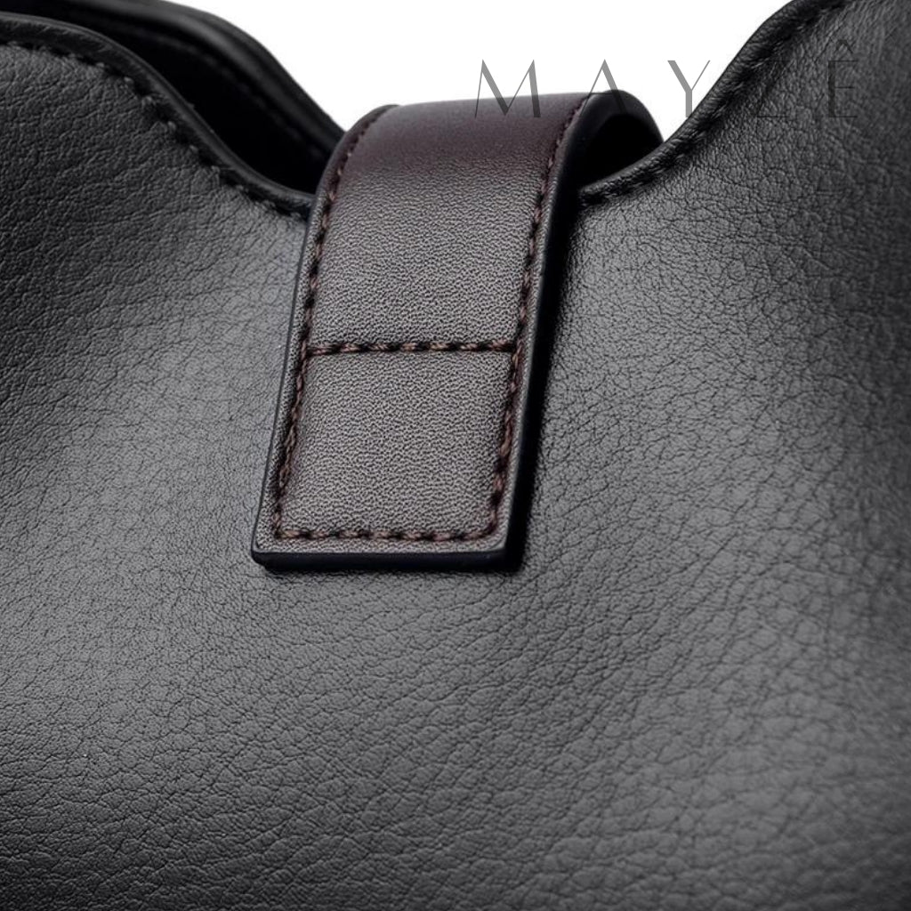 Loja Mayzê Oficial, Loja Mayzê, Mayzê, mayze, Loja de bolsas, bolsas, bolsa, bolsa lisa, Lisa, bolsa de couro, bolsa pro dia a dia, crossbody, tiracolo, bolsa em alta, bolsa na moda, bolsa tiktok, bolsa instagram, bolsa em conta, bolsa em promoção, frete grátis, bolsa em promoção, bolsa com divisorias, bolsa bonita, bolsa pratica, bolsa Marrom, bolsa preta, bolsa diferente, bolsa elegante, bolsa chique, bolsa chic, bolsa bonita