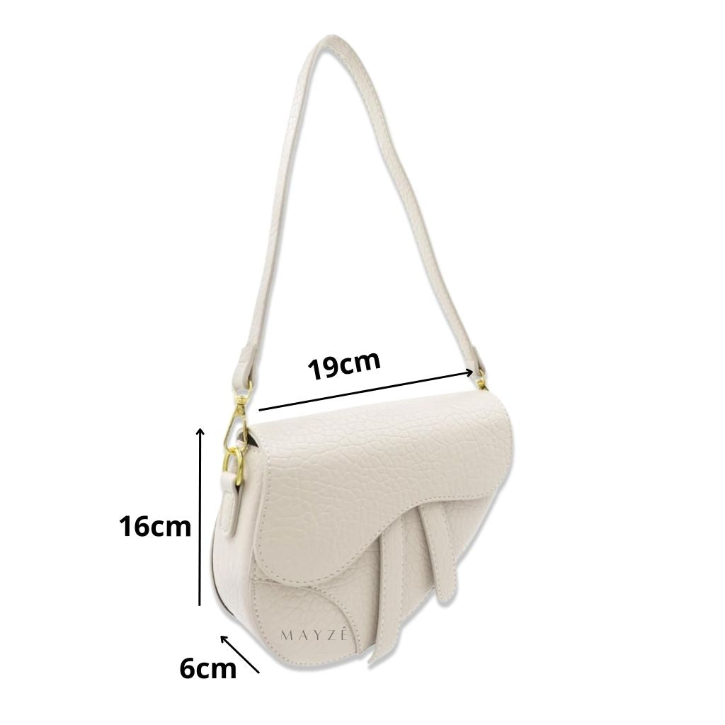 Bolsa Tiracolo Pequena Ruty, Loja Mayzê, Bolsa Ruty, bolsa em alta, bolsa da moda, bolsa de grife, bolsa Dior, bolsa elegante, bolsa de festa, bolsa de luxo, bolsa em promoção, mayzê, mayze, lojamayze.com, lojamayze.com.br