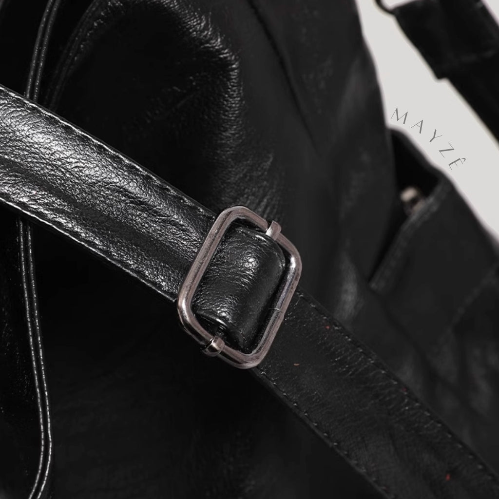 Bolsa Grande Tote Alternativa Lucy, Loja Mayzê Oficial, Loja Mayzê, Mayzê, mayze, Loja de bolsas, bolsas, bolsa, bolsa Lucy, Lucy, bolsa de couro, bolsa pro dia a dia, bolsa de ombro, tiracolo, bolsa em alta, bolsa na moda, bolsa tiktok, bolsa instagram, bolsa em conta, bolsa em promoção, frete grátis, bolsa em promoção, bolsa com divisorias, bolsa grande, bolsa pratica, bolsa Marrom, bolsa Colorida, bolsa diferente, bolsa elegante, bolsa chique, bolsa chic, bolsa bonita, lojamayze.com.br, lojamayze.com