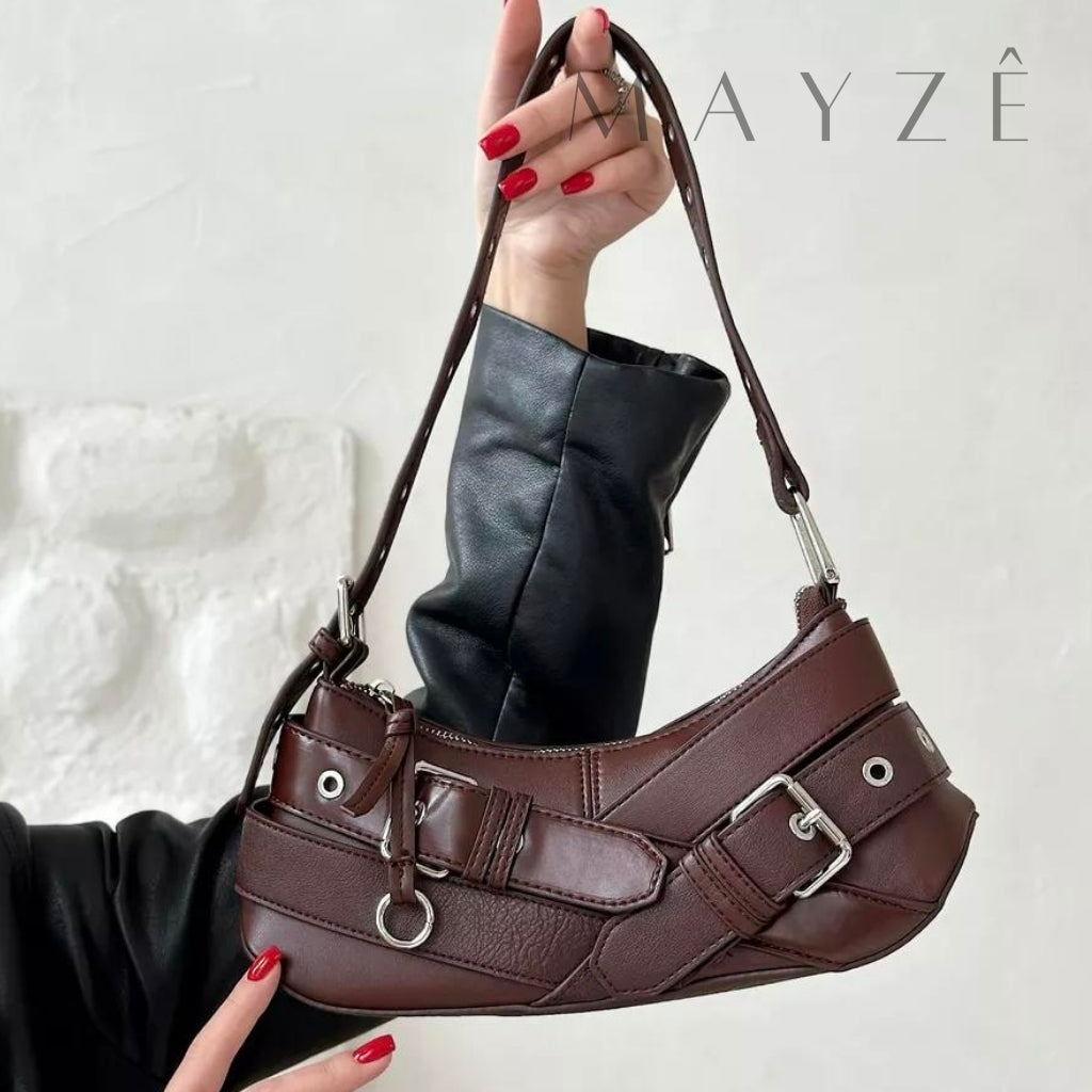 Bolsa Baguete Despojada Sofya, Loja Mayzê Oficial, Loja Mayzê, Mayzê, mayze, maize, loja maize, Loja de bolsas, bolsas, bolsa, bolsa Sofya, Sofya, bolsa de couro, bolsa pro dia a dia, showerbag, crossbory, bolsa em alta, bolsa na moda, bolsa tiktok, bolsa instagram, bolsa em conta, bolsa em promoção, frete grátis, bolsa em promoção, bolsa com divisorias, bolsa media, bolsa pratica, bolsa diferente, bolsa elegante, bolsa chique, bolsa chic, bolsa bonita, bolsa feminina, bolsa de mulher