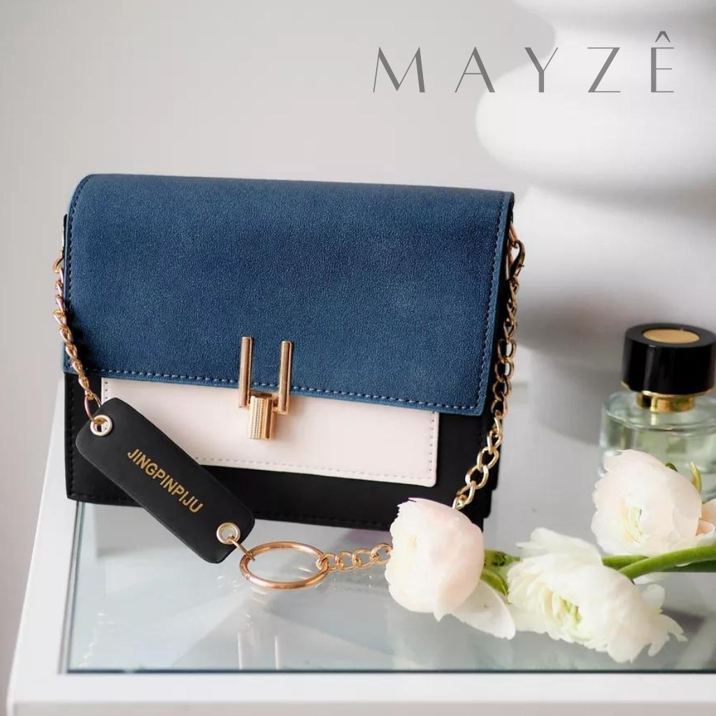 Bolsa Crossbody Rutiene, Bolsa Rutiene, Rutiene, Loja Mayzê, mayzê, mayze, bolsa média, bolsa dirente, bolsa interessante, bolsa legal, bolsa barata, bolsa de ombro, bolsa crossbory, bolsa leve, bolsa em conta, bolsa com frete grátis, bolsa boa, bolsa pro dia a dia, bolsa tiracolo, bolsa em promoção, lojamayze.com.br, lojamayze.com