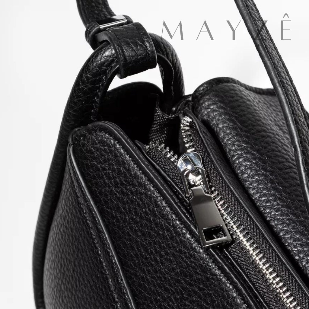 Bolsa Média Tiracolo Lena, Loja Mayzê, Bolsa Lena, bolsa de grife, bolsa estilosa, bolsa da moda, bolsa feminina, bolsa de couro, bolsa famosa, bolsa em alta, loja mayze, www.lojamayze.com, www.lojamayze.com.br, bolsa feminina