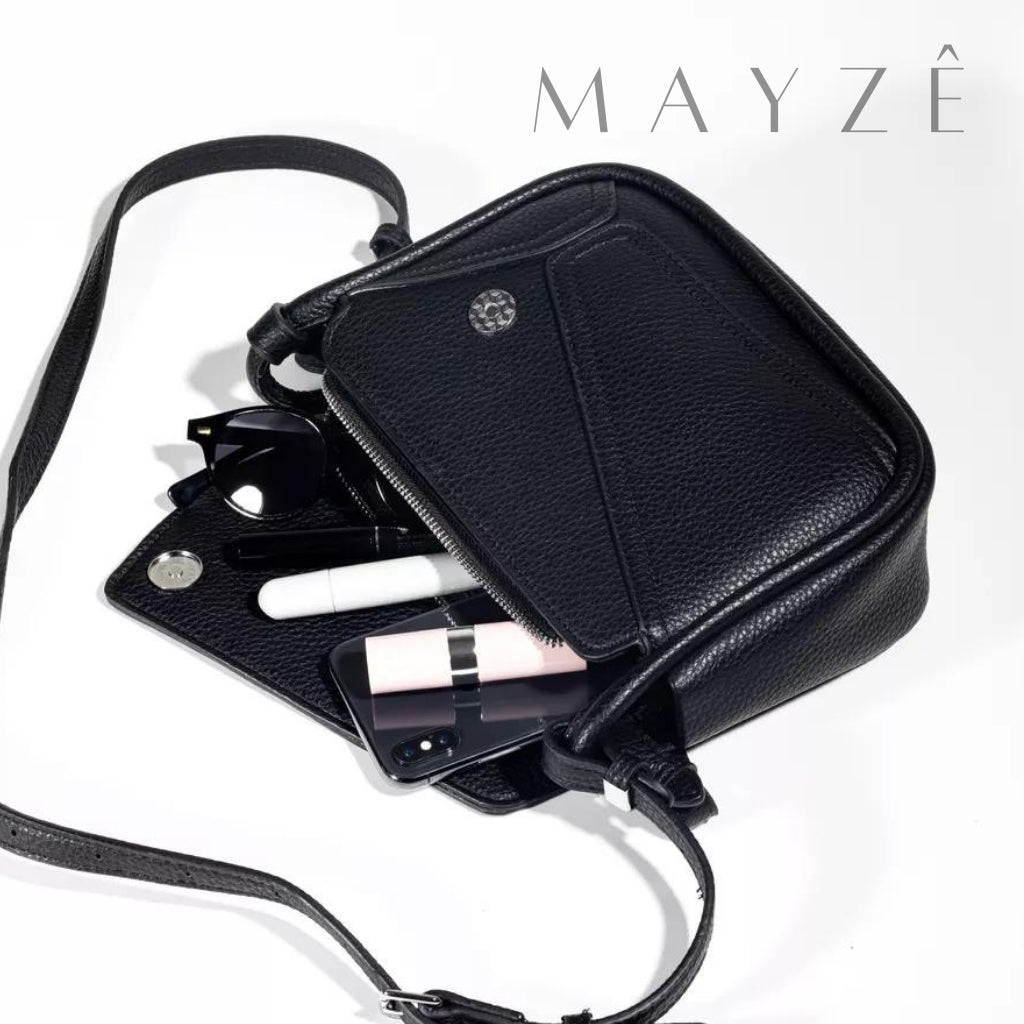 Bolsa Média Tiracolo Lena, Loja Mayzê, Bolsa Lena, bolsa de grife, bolsa estilosa, bolsa da moda, bolsa feminina, bolsa de couro, bolsa famosa, bolsa em alta, loja mayze, www.lojamayze.com, www.lojamayze.com.br, bolsa feminina