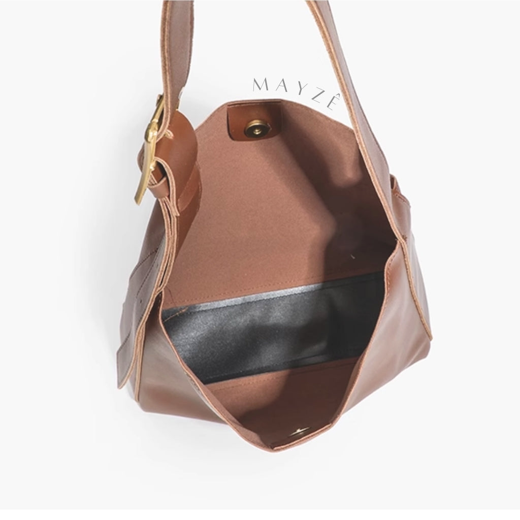 Bolsa de Couro Média Theresa, Loja Mayzê, Bolsa Theresa, bolsa grande, bolsa tote bag, bolsa espaçosa, bolsa de couro, bolsa em promoção, bolsa feminina, loja mayze, lojamayze.com.br, lojamayze.com