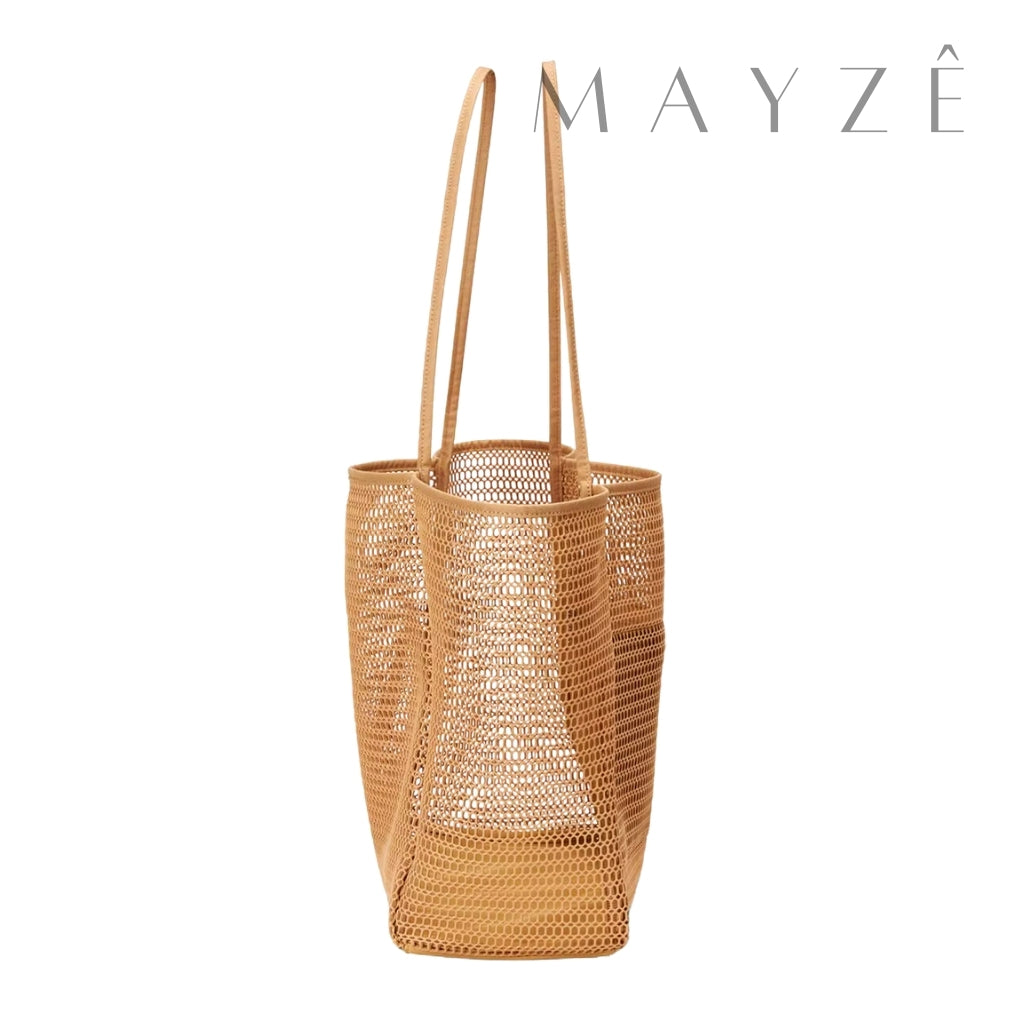 Bolsa de Praia Grande Janara, Loja Mayzê, Bolsa Janara, bolsa de palha, bolsa de verão, bolsa da moda, bolsa de praia, bolsa grande, bolsa espaçosa, bolsa tote bag, bolsa moda praia, loja mayze, bolsa em promoção, bolsa de verão, www.lojamayze.com.br,www.lojamayze.com