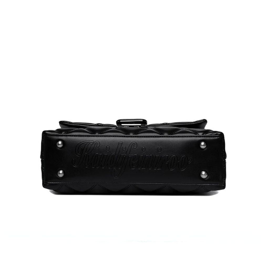 Bolsa Tiracolo Matelassê Céline, loja de bolsas, https://lojamayze.com.br/