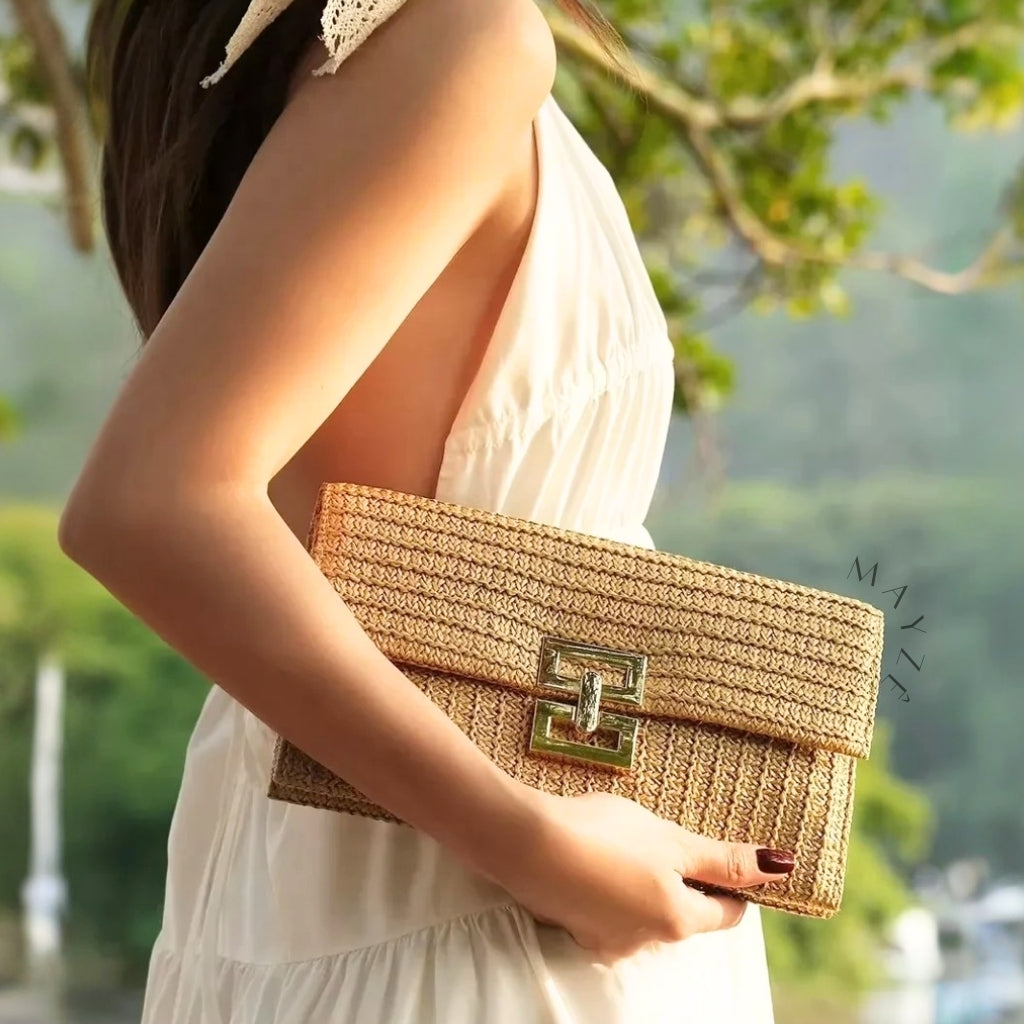 Loja Mayzê Oficial, Loja Mayzê, Mayzê, mayze, Loja de bolsas, bolsas, bolsa, bolsa Kelen, Kelen, Bolsa de praia, verão, mar, oceano, moda praia, domingo de praia, bolsa pro dia a dia, bolsa de ombro, bolsa em alta, bolsa na moda, bolsa tiktok, bolsa instagram, bolsa em conta, bolsa em promoção, frete grátis, bolsa em promoção, bolsa pequena, bolsa pratica, bolsa bege, bolsa marrom, bolsa diferente, bolsa elegante, bolsa chique, bolsa chic, bolsa bonita, lojamayze.com, lojamayze.com.br