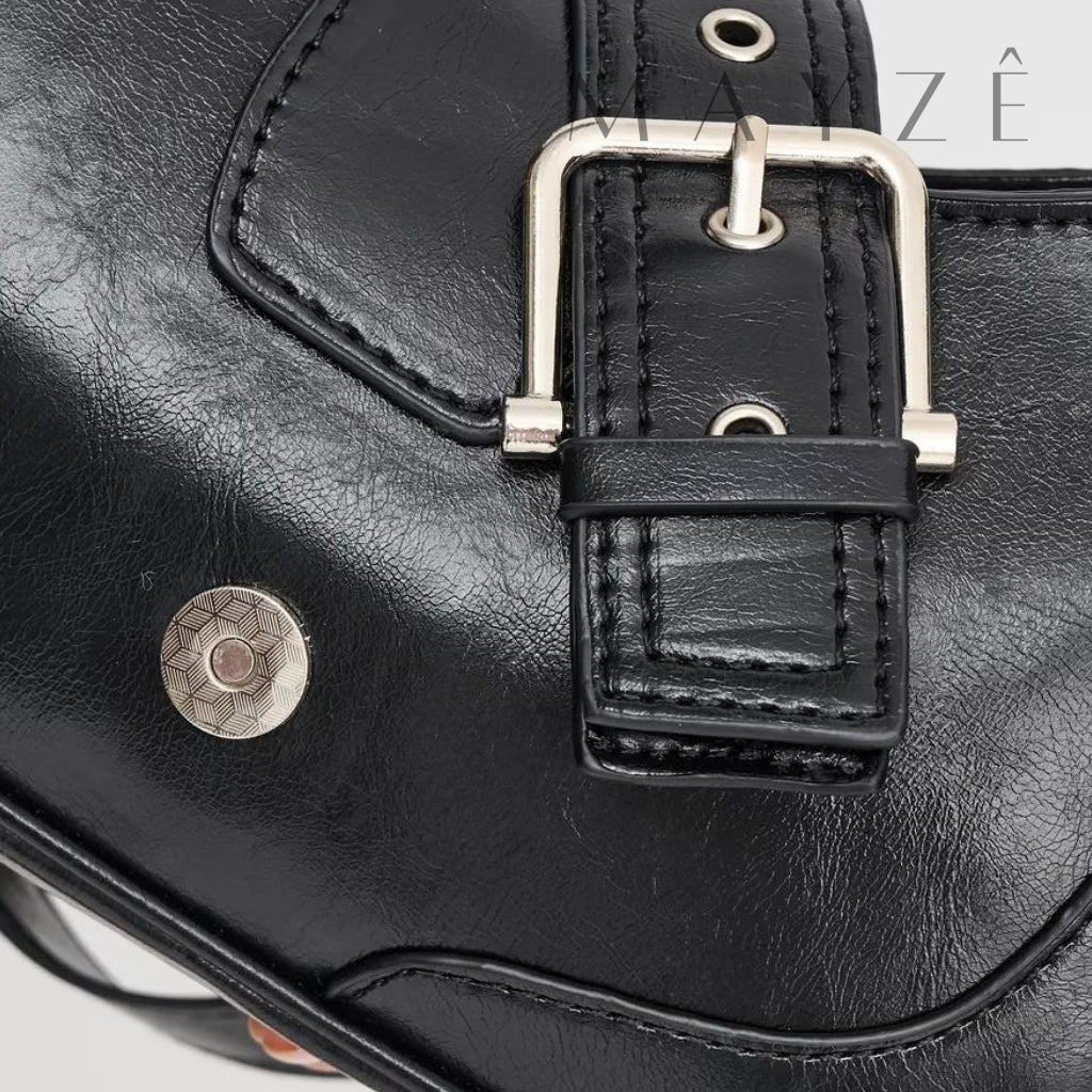 Bolsa Simone,Simone, bolsa, Loja Mayzê Oficial, Loja Mayzê, Loja de bolsa, loja bolsa, Mayzê mayze, bolsa hobo, hobo, bolsa preteada, bolsa de ombro, bolsa de mão, bolsa de festa, bolsa barata, bolsa em conta, bolsa com frete grátis, bolsa brilhante, bolsa de luxo, bolsa média