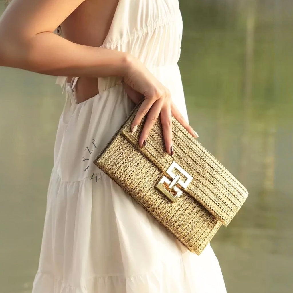 Loja Mayzê Oficial, Loja Mayzê, Mayzê, mayze, Loja de bolsas, bolsas, bolsa, bolsa Kelen, Kelen, Bolsa de praia, verão, mar, oceano, moda praia, domingo de praia, bolsa pro dia a dia, bolsa de ombro, bolsa em alta, bolsa na moda, bolsa tiktok, bolsa instagram, bolsa em conta, bolsa em promoção, frete grátis, bolsa em promoção, bolsa pequena, bolsa pratica, bolsa bege, bolsa marrom, bolsa diferente, bolsa elegante, bolsa chique, bolsa chic, bolsa bonita, lojamayze.com, lojamayze.com.br