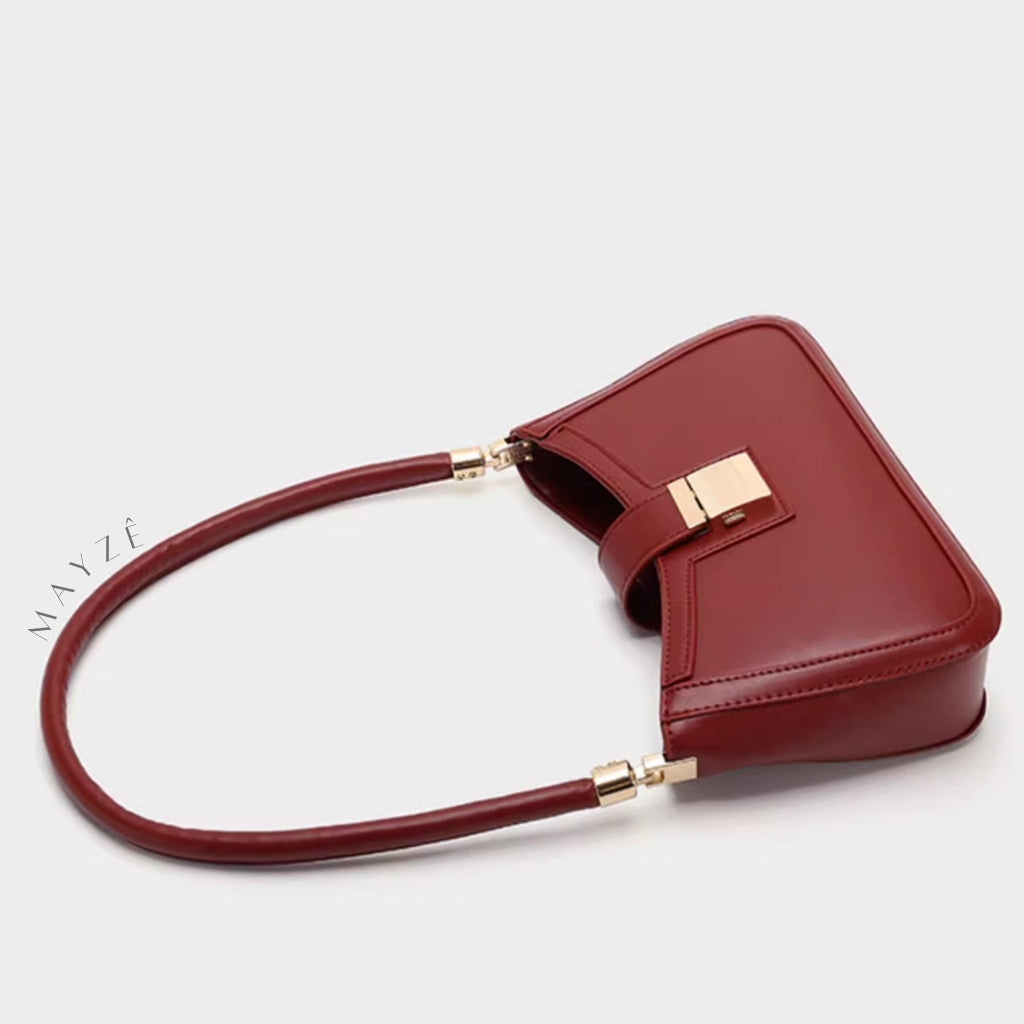 Bolsa Hobo Média Larissa, Loja Mayzê, Bolsa Larissa, bolsa de grife, bolsa diferente, bolsa em alta, bolsa da moda, bolsa imponente, bolsa versátil, bolsa de mão, bolsa em promoção, bolsa de couro, bolsa de luxo, mayzê, mayze, lojamayze.com.br, lojamayze.com