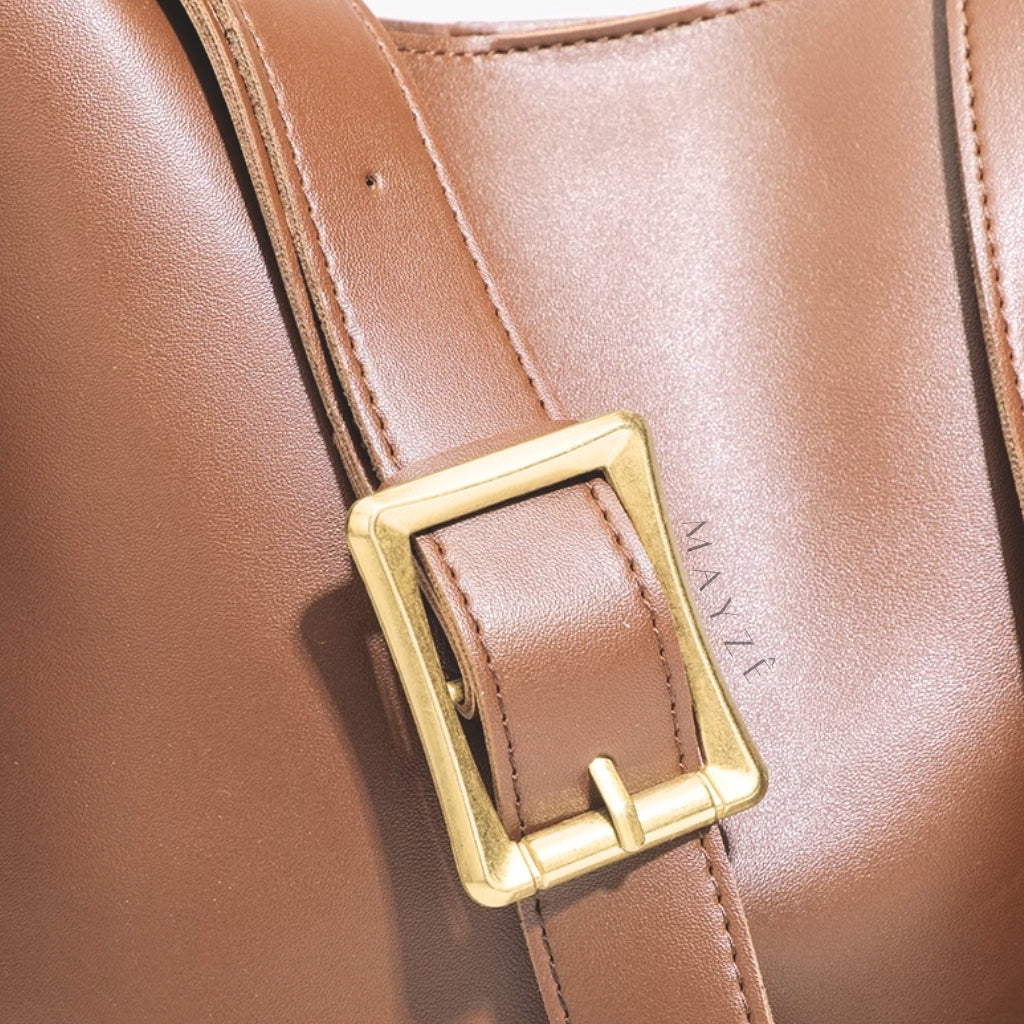 Bolsa de Couro Média Theresa, Loja Mayzê, Bolsa Theresa, bolsa grande, bolsa tote bag, bolsa espaçosa, bolsa de couro, bolsa em promoção, bolsa feminina, loja mayze, lojamayze.com.br, lojamayze.com