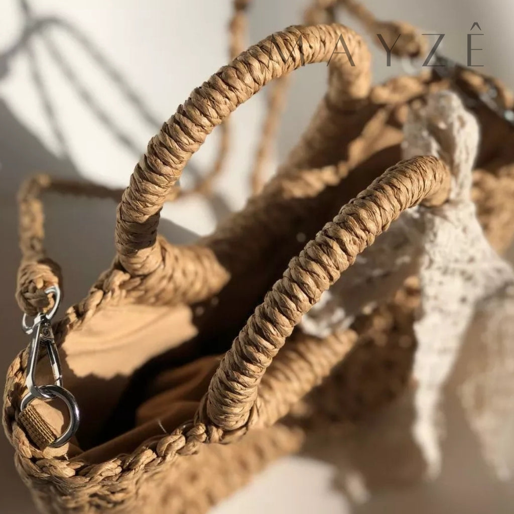 Bolsa de Praia Isa mine, Loja Mayzê, Bolsa Isa, bolsa de palha, bolsa de verão, bolsa da moda, bolsa de praia, bolsa meia-lua, bolsa geométrica, bolsa moda praia, loja mayze, bolsa em promoção, bolsa de verão, lojamayze.com, lojamayze.com.br, loja mayze, Mayzê, mayzeoficial