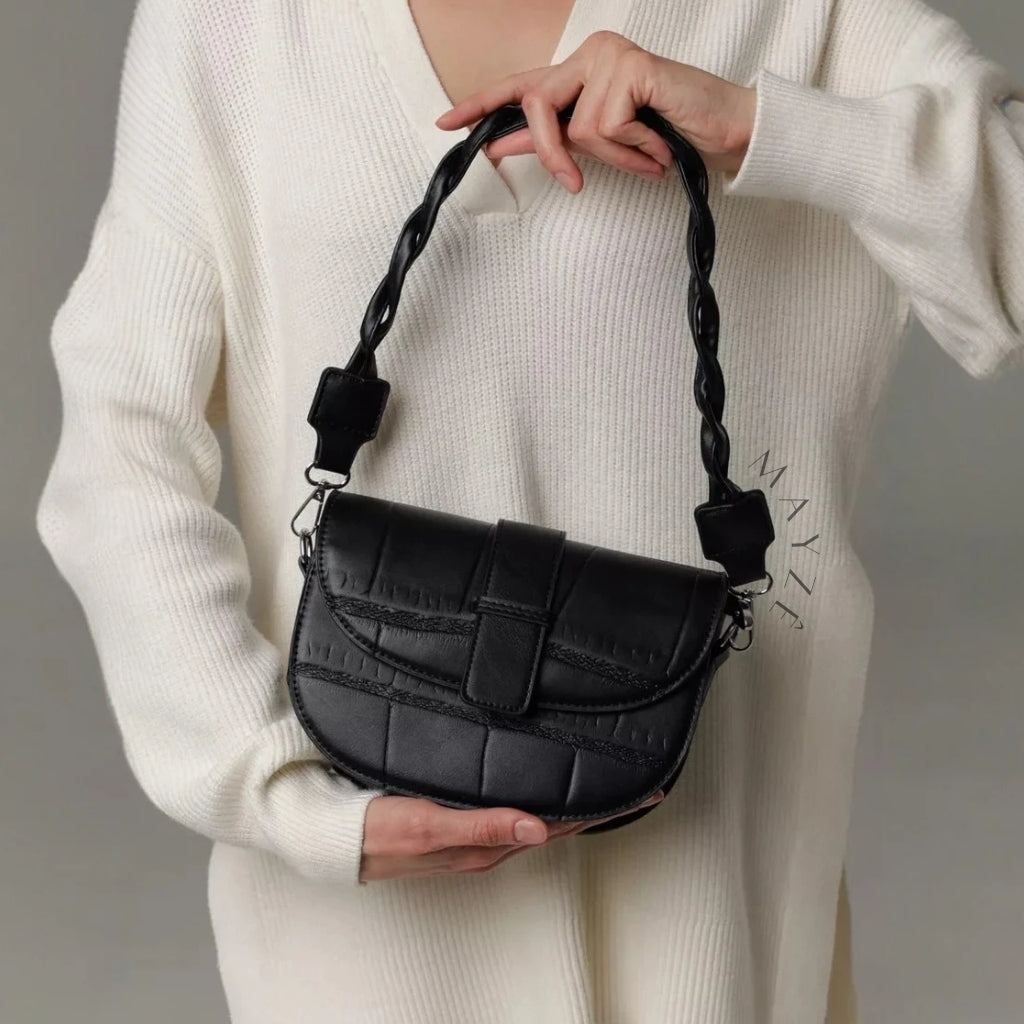 Loja Mayzê, Bolsa giorgia, Bolsa da moda, bolsa de grife, bolsa de ombro, bolsa crossbody, bolsa feminina, bolsa de couro, bolsa coringa, bolsa versátil, loja mayze, lojamayze.com.br, lojamayze.com