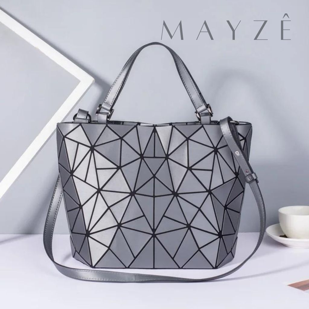 Loja Mayzê, bolsa Rosmeri, Rosmeri, bolsa grande, bolsa tote, bolsa da moda, bolsa na moda. novidades 2024, bolsa de festa, bolsa barata, bolsa elegante, bolsa simples, festas, casamento, casual, bolsa pra casamento, bolsa para festa, bolsa casual, mayze, mayzê, bolsa geométrica, bolsa elegante, frete grátis
