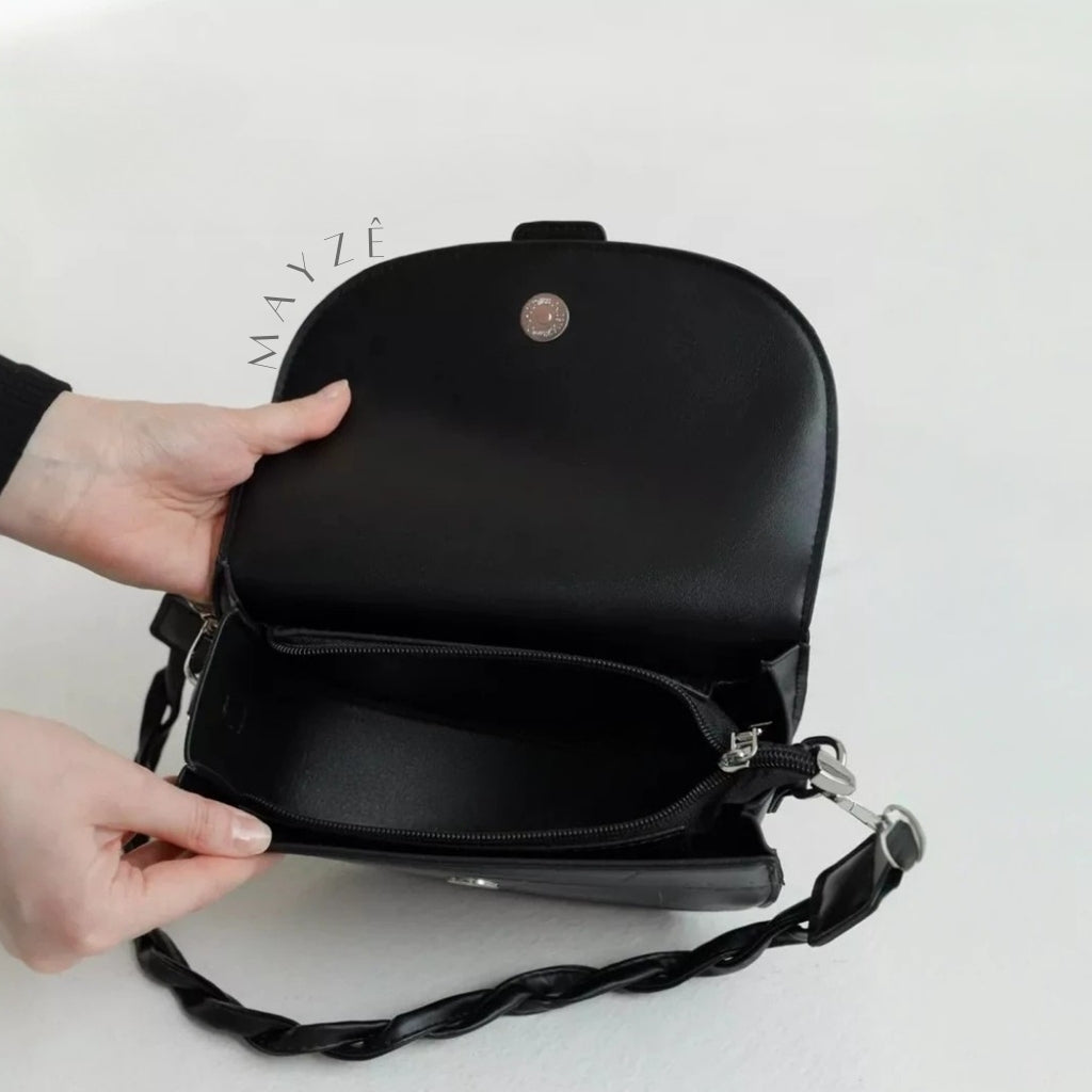 Loja Mayzê, Bolsa giorgia, Bolsa da moda, bolsa de grife, bolsa de ombro, bolsa crossbody, bolsa feminina, bolsa de couro, bolsa coringa, bolsa versátil, loja mayze, lojamayze.com.br, lojamayze.com