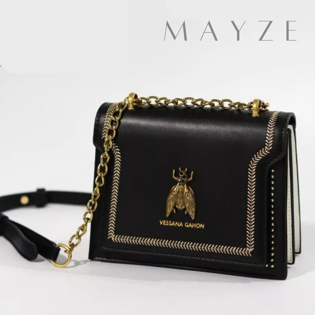Bolsa Flap Pequena Renata, Loja Mayzê, Bolsa Renata, bolsa abelha, bolsa de grife, bolsa de luxo, bolsa em alta, bolsa em promoção, bolsa crossbody, bolsa de ombro, bolsa tiracolo, mayzê, mayze