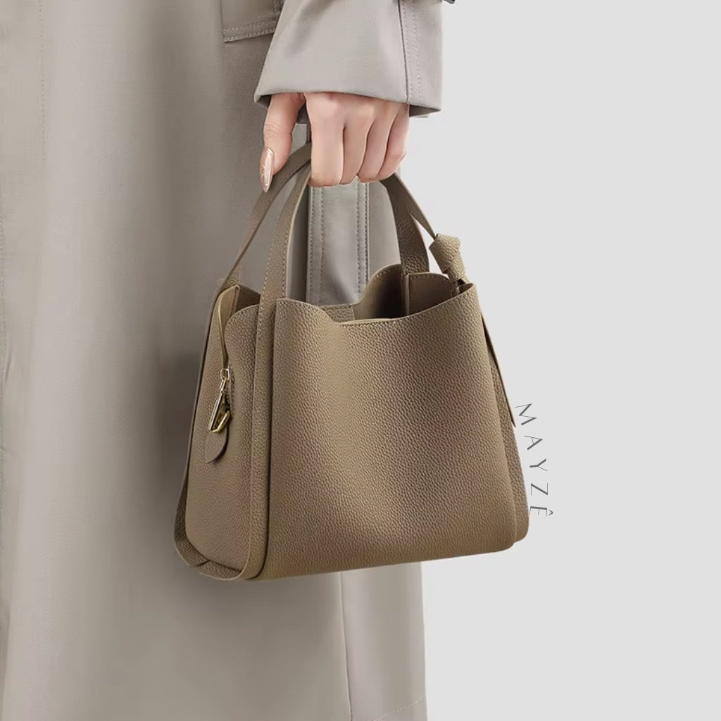 Loja Mayzê, Bolsa Couro Tiracolo Serena, Loja Mayzê, bolsa de mão, bolsa de couro, bolsa feminina, bolsa crossbody, bolsa tiracolo, mayze, lojamayze.com, lojamayze.com.br