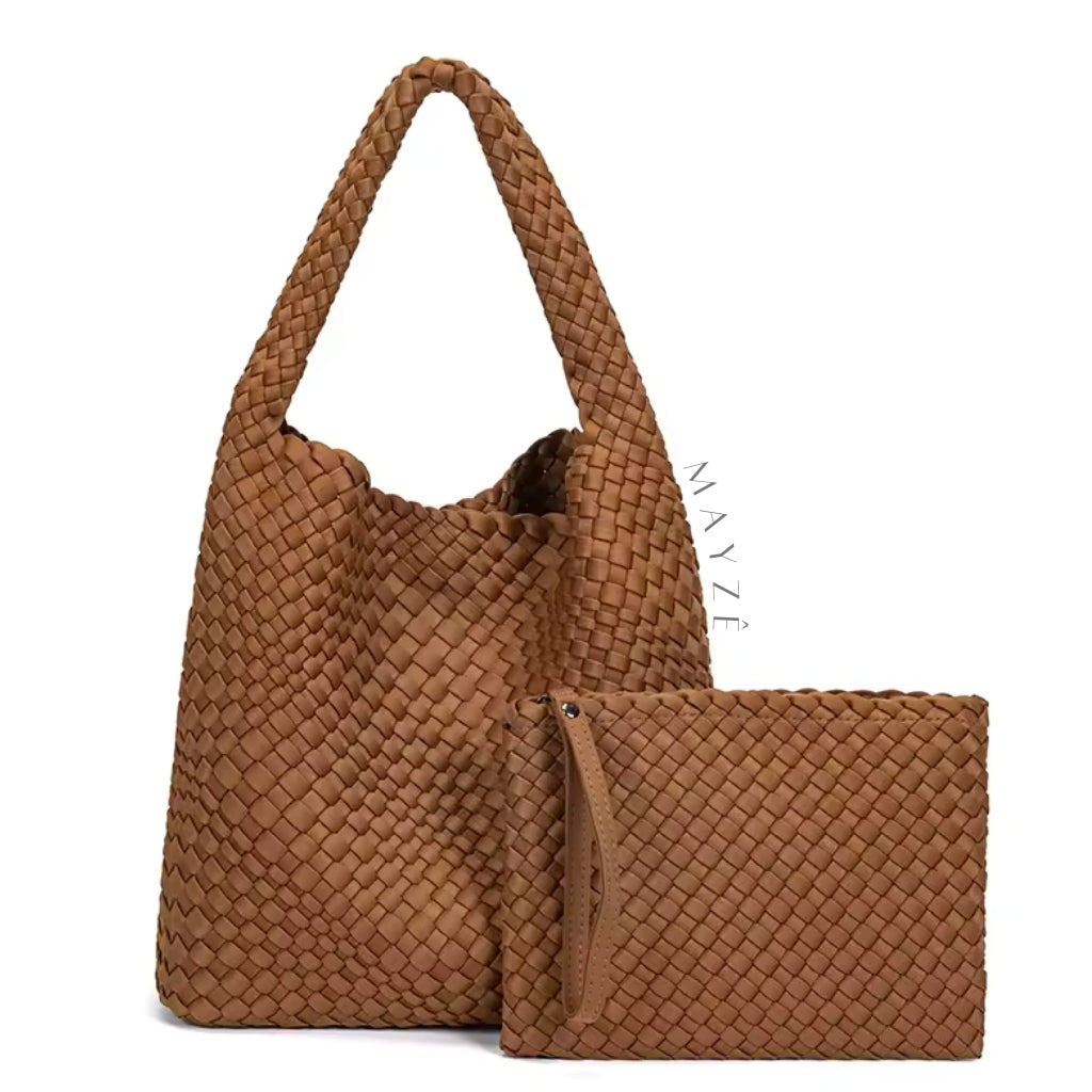 Loja Mayzê, Bolsa Grande Tressê Ingrid, bolsa grande, bolsa de ombro, bolsa trançada, bolsa da moda, bolsa do tiktok, bolsa elegante, bolsa bottega veneta, bolsa em promoção, bolsa de luxo, bolsa em alta, bolsa erika. lojamayze.com, lojamayze.com.br