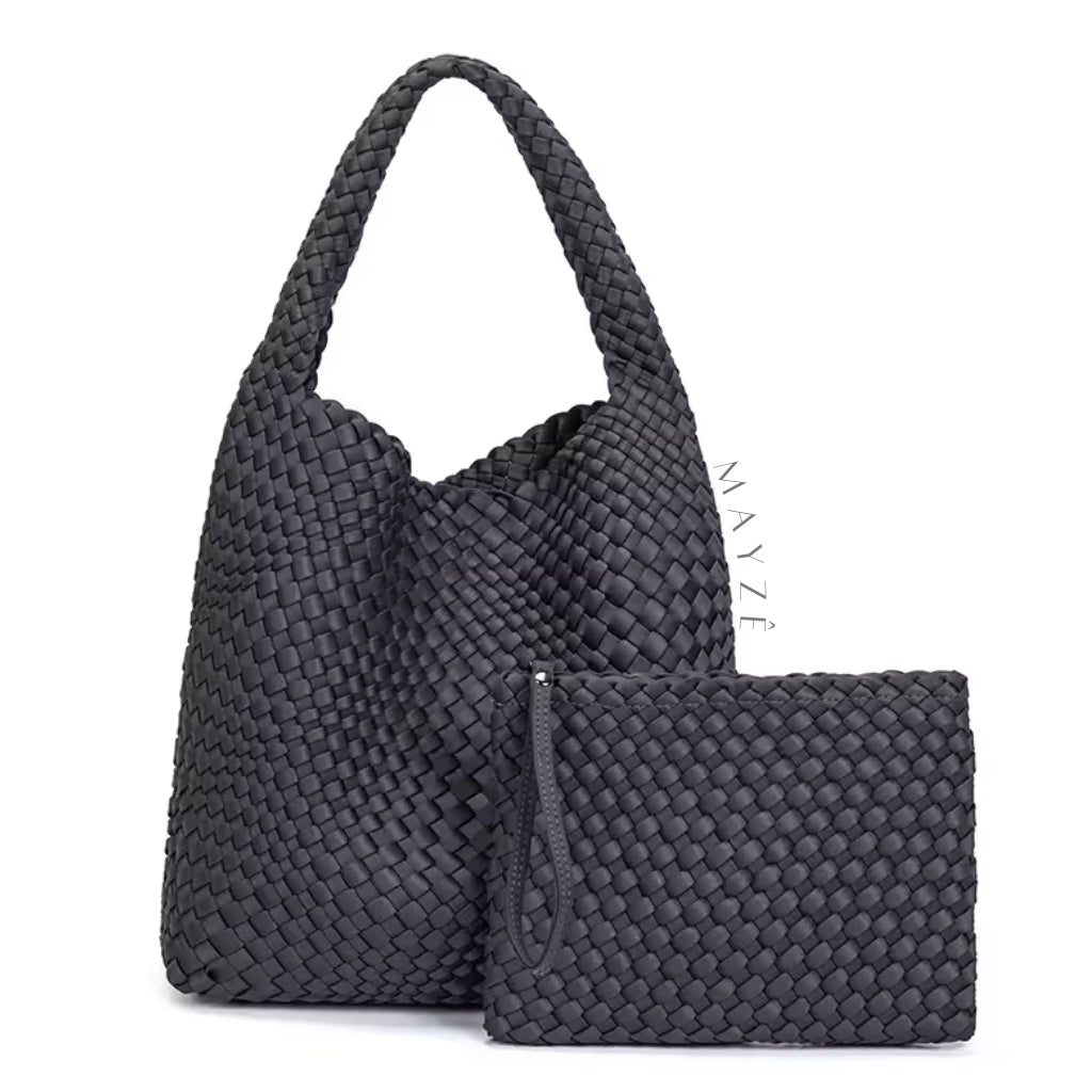 Loja Mayzê, Bolsa Grande Tressê Ingrid, bolsa grande, bolsa de ombro, bolsa trançada, bolsa da moda, bolsa do tiktok, bolsa elegante, bolsa bottega veneta, bolsa em promoção, bolsa de luxo, bolsa em alta, bolsa erika. lojamayze.com, lojamayze.com.br