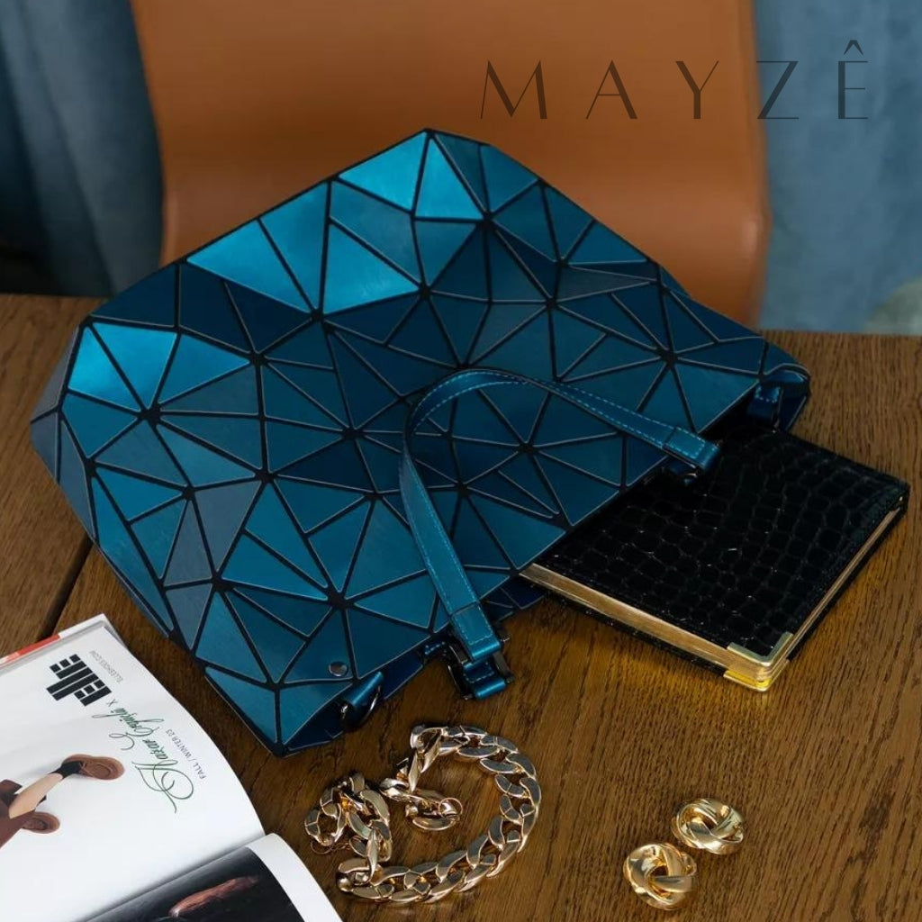 Loja Mayzê, bolsa Rosmeri, Rosmeri, bolsa grande, bolsa tote, bolsa da moda, bolsa na moda. novidades 2024, bolsa de festa, bolsa barata, bolsa elegante, bolsa simples, festas, casamento, casual, bolsa pra casamento, bolsa para festa, bolsa casual, mayze, mayzê, bolsa geométrica, bolsa elegante, frete grátis