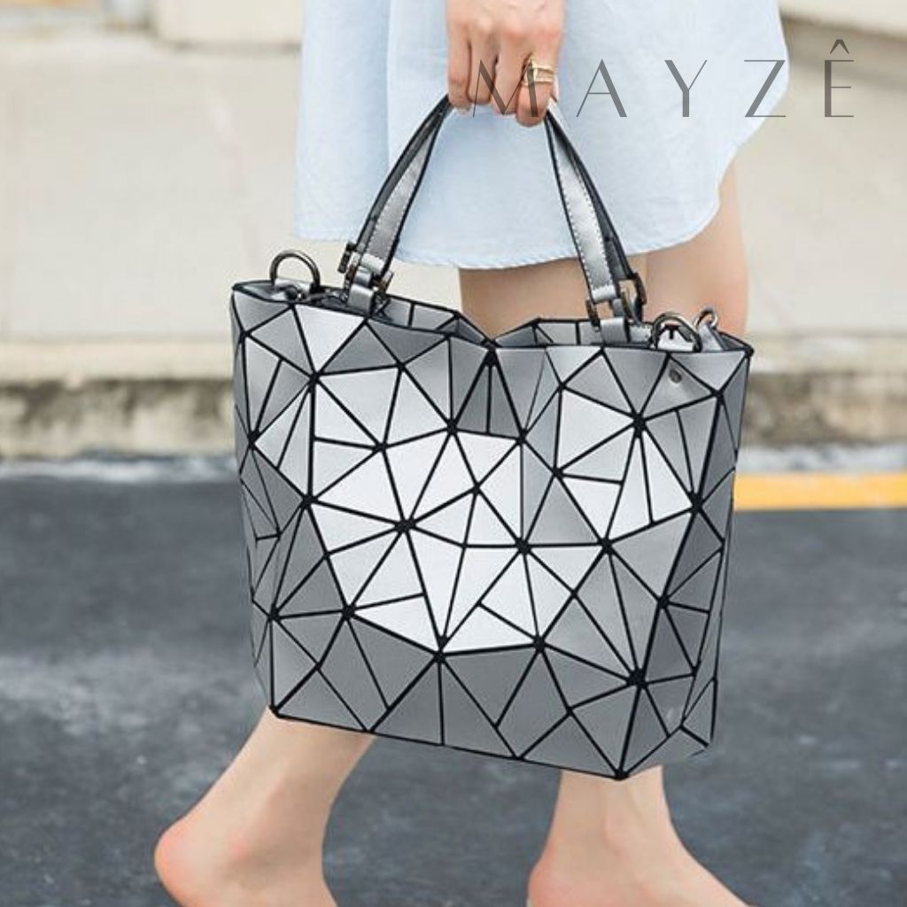 Loja Mayzê, bolsa Rosmeri, Rosmeri, bolsa grande, bolsa tote, bolsa da moda, bolsa na moda. novidades 2024, bolsa de festa, bolsa barata, bolsa elegante, bolsa simples, festas, casamento, casual, bolsa pra casamento, bolsa para festa, bolsa casual, mayze, mayzê, bolsa geométrica, bolsa elegante, frete grátis