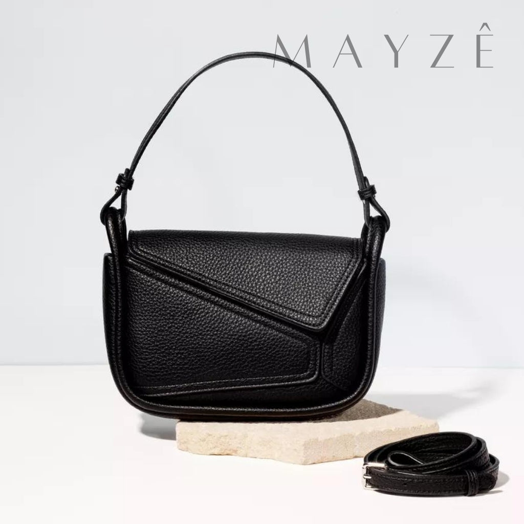 Bolsa Média Tiracolo Lena, Loja Mayzê, Bolsa Lena, bolsa de grife, bolsa estilosa, bolsa da moda, bolsa feminina, bolsa de couro, bolsa famosa, bolsa em alta, loja mayze, www.lojamayze.com, www.lojamayze.com.br, bolsa feminina