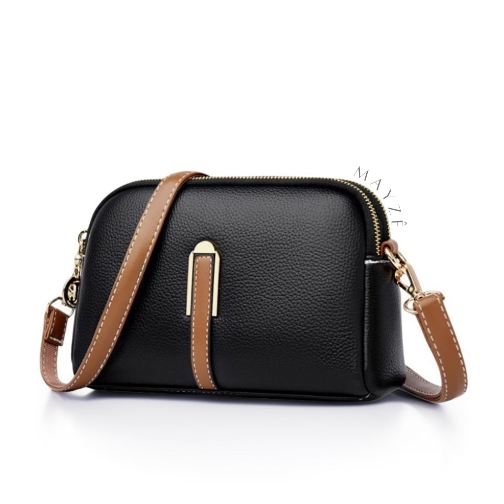 Bolsa Couro Legítimo Crossbody Clara, Loja Mayzê, Bolsa Clara, bolsa de couro, bolsa de qualidade, bolsa feminina, bolsa crossbody, bolsa tiracolo, bolsa de ombro, bolsa versátil, bolsa de academia, bolsa de shopping, bolsa em promoção, mayzê, mayze, lojamayze.com.br, lojamayze.com.
