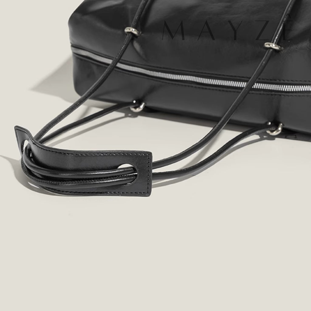 Loja Mayzê, Bolsa Ayumi, bolsa baguetti, bolsa de boston, bolsa de grife, bolsa de luxo, bolsa em alta, bolsa feminina, bolsa de couro, bolsa elegante, bolsa famosa, bolsa da influencer, bolsa em promoção, mayze, lojamayze.com, lojamayze.com.br