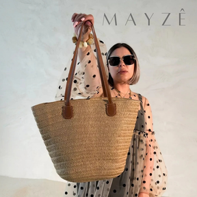 Bolsa Média de Praia em Ráfia Yara, Loja Mayzê, Bolsa Yara, bolsa de palha, bolsa de verão, bolsa da moda, bolsa de praia, bolsa grande, bolsa espaçosa, bolsa tote bag, bolsa moda praia, loja mayze, bolsa em promoção, bolsa de verão, www.lojamayze.com.br,www.lojamayze.com