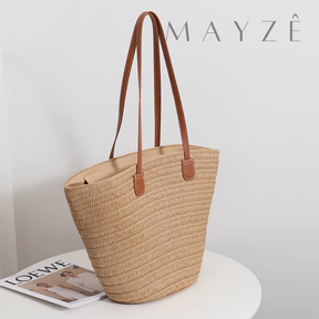 Bolsa Média de Praia em Ráfia Yara, Loja Mayzê, Bolsa Yara, bolsa de palha, bolsa de verão, bolsa da moda, bolsa de praia, bolsa grande, bolsa espaçosa, bolsa tote bag, bolsa moda praia, loja mayze, bolsa em promoção, bolsa de verão, www.lojamayze.com.br,www.lojamayze.com