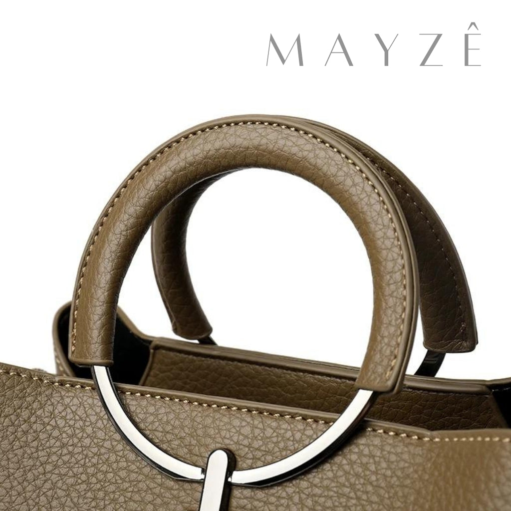 Loja Mayzê Oficial, Loja Mayzê, Mayzê, mayze, Loja de bolsas, bolsas, bolsa, bolsa lisa, Lisa, bolsa de couro, bolsa pro dia a dia, crossbody, tiracolo, bolsa em alta, bolsa na moda, bolsa tiktok, bolsa instagram, bolsa em conta, bolsa em promoção, frete grátis, bolsa em promoção, bolsa com divisorias, bolsa bonita, bolsa pratica, bolsa Cáqui, bolsa branca, bolsa preta,  bolsa diferente, bolsa elegante, bolsa chique, bolsa chic, bolsa bonita