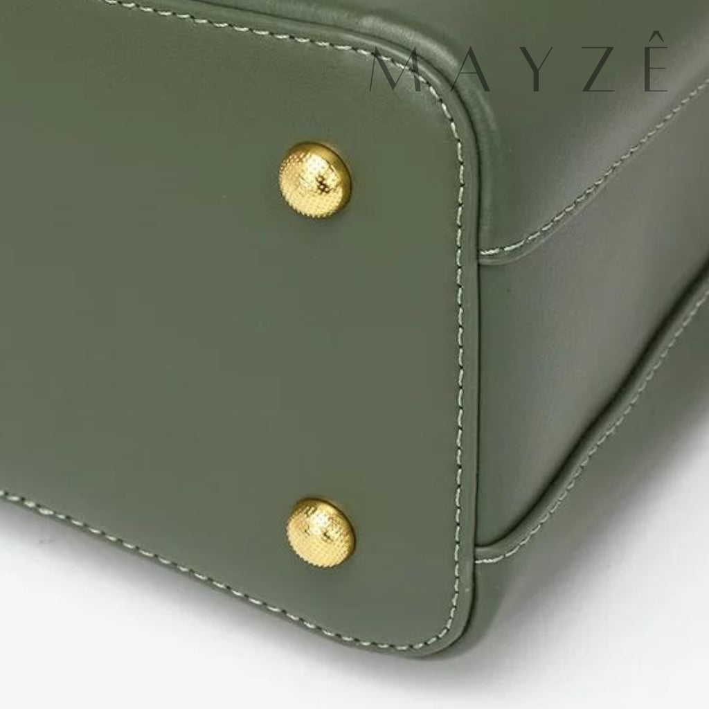 Loja Mayzê Oficial, Loja Mayzê, Mayzê, mayze, maize, loja maize, Loja de bolsas, bolsas, bolsa, bolsa Lina, Lina, bolsa de couro, bolsa pro dia a dia, crossbody, tiracolo, bolsa em alta, bolsa na moda, bolsa tiktok, bolsa instagram, bolsa em conta, bolsa em promoção, frete grátis, bolsa em promoção, bolsa com divisorias, bolsa Média, bolsa pratica, bolsa diferente, bolsa elegante, bolsa chique, bolsa chic, bolsa bonita, bolsa feminina, bolsa de mulher, bolsa para mulher, bolsa coringa