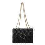 Bolsa Matelassê Flap Kimberly, Loja Mayzê, Bolsa Kimberly, bolsa de festa, bolsa elegante, bolsa em promoção, promoção de bolsa, bolsa feminina, tiracolo, bolsa preta, bolsa média, bolsa de couro, lojamayze.com.br, lojamayze.com
