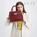 Loja Mayzê Oficial, Loja Mayzê, Mayzê, Mayze, Bolsa Couro Legítimo Crocodilo Claire, bolsa de couro, bolsa de couro genuíno, bolsa de mão, bolsa tiracolo, bolsa crossbody, bolsa de luxo, bolsa de grife, bolsa em promoção, lojamayze.com, lojamayze.com.br