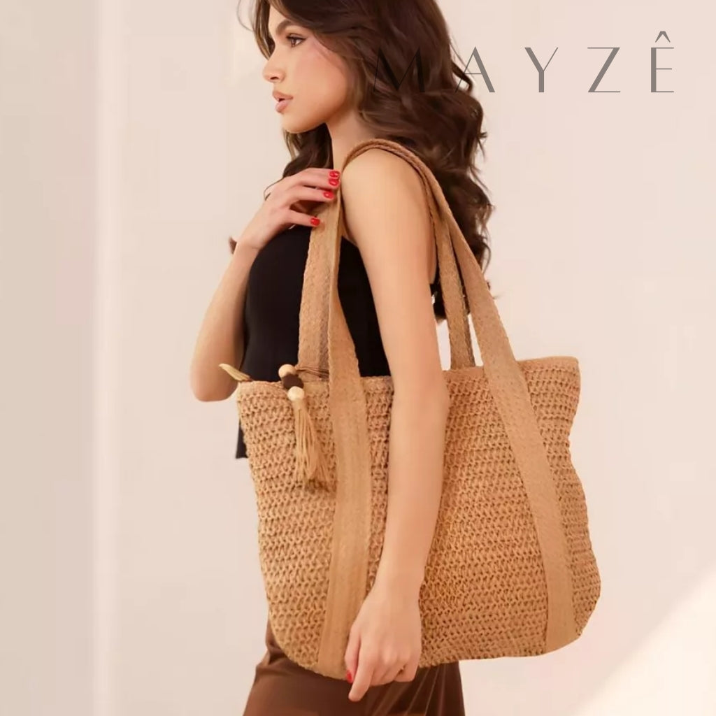 Loja Mayzê, Bolsa Lúara, bolsa espaçosa, bolsa grande, tote bag, bolsa de palha, bolsa de verão, bolsa feminina, bolsa moda praia, loja mayze, bolsa na promoção, bolsa elegante, bolsa versátil, loja mayzê oficial, loja mayzê confiável