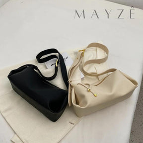 Loja Mayzê, Bolsa Lara, Bolsa baguete, bolsa de couro, bolsa feminina, bolsa em alta, bolsa de grife, bolsa elegante, bolsa de influencer, bolsa do tiktok, bolsa em promoção, mayze