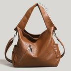 Bolsa Grande Tote Alternativa Lucy, Loja Mayzê Oficial, Loja Mayzê, Mayzê, mayze, Loja de bolsas, bolsas, bolsa, bolsa Lucy, Lucy, bolsa de couro, bolsa pro dia a dia, bolsa de ombro, tiracolo, bolsa em alta, bolsa na moda, bolsa tiktok, bolsa instagram, bolsa em conta, bolsa em promoção, frete grátis, bolsa em promoção, bolsa com divisorias, bolsa grande, bolsa pratica, bolsa Marrom, bolsa Colorida,  bolsa diferente, bolsa elegante, bolsa chique, bolsa chic, bolsa bonita, lojamayze.com.br, lojamayze.com