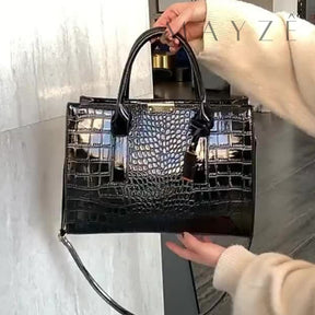 Loja Mayzê, Bolsa Elizabeth, bolsa grande, bolsa de couro, couro de crocodilo, bolsa espaçosa, bolsa feminina, bolsa elegante, bolsa grande, loja mayze